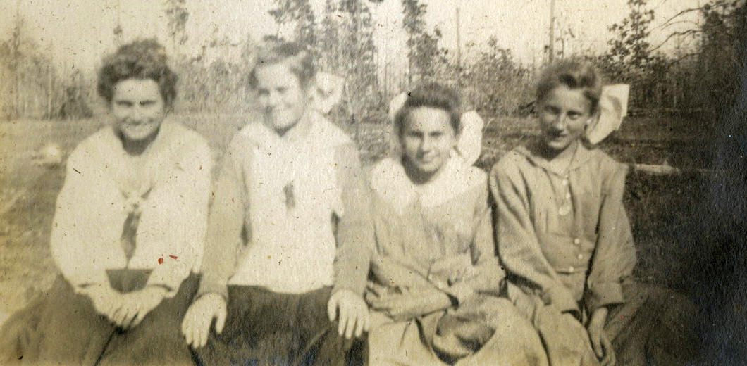 Myrtle Kemp, Mildred Seelye, Rose and Louise Belorahdsky